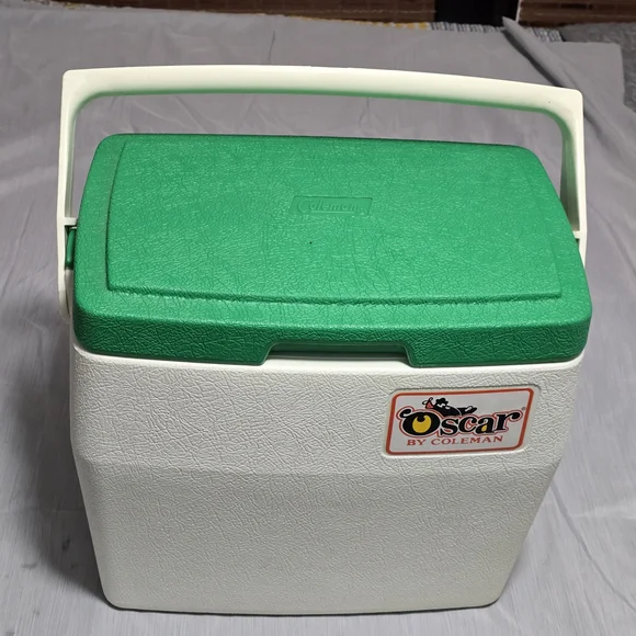 Colman Oscar Cooler Vintage #5274 White Green Lid 14x9.5x15 1983 EUC - Picture 2 of 13